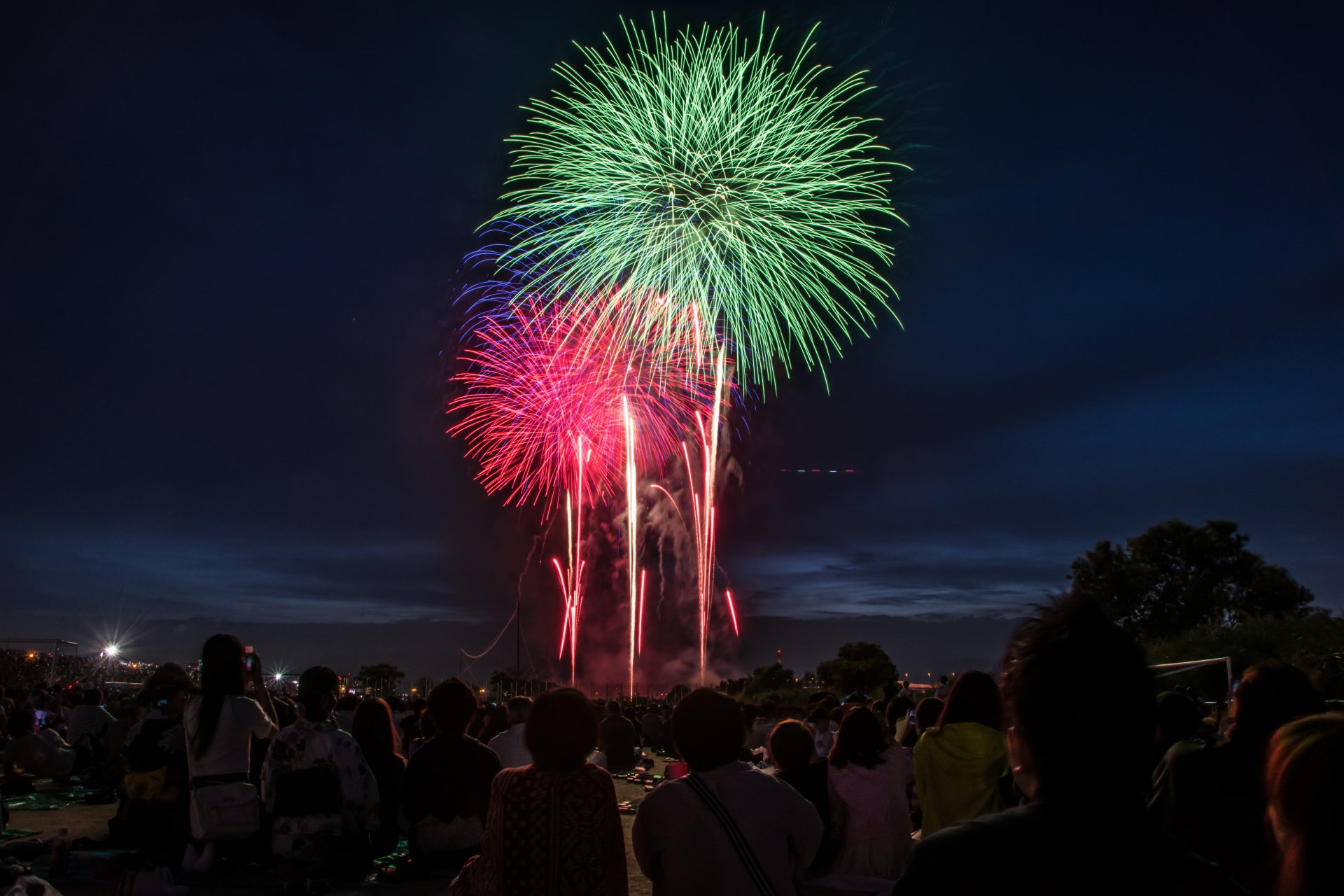 19年足立区花火大会のおすすめ穴場スポット7選 駅近 公園 東京イベントプラス 親子で楽しいお得な週末お出かけ情報