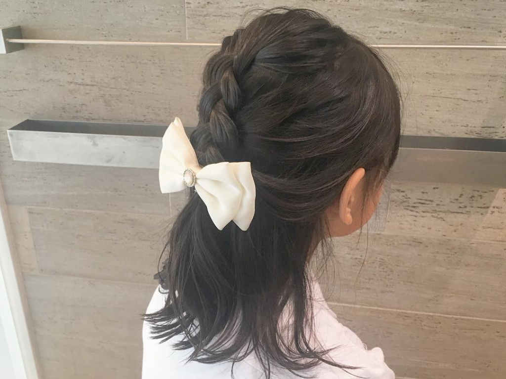 最高 幼稚園 女の子 髪型 結び方 編み込みやり方簡単 こども トレンディなヘアスタイル