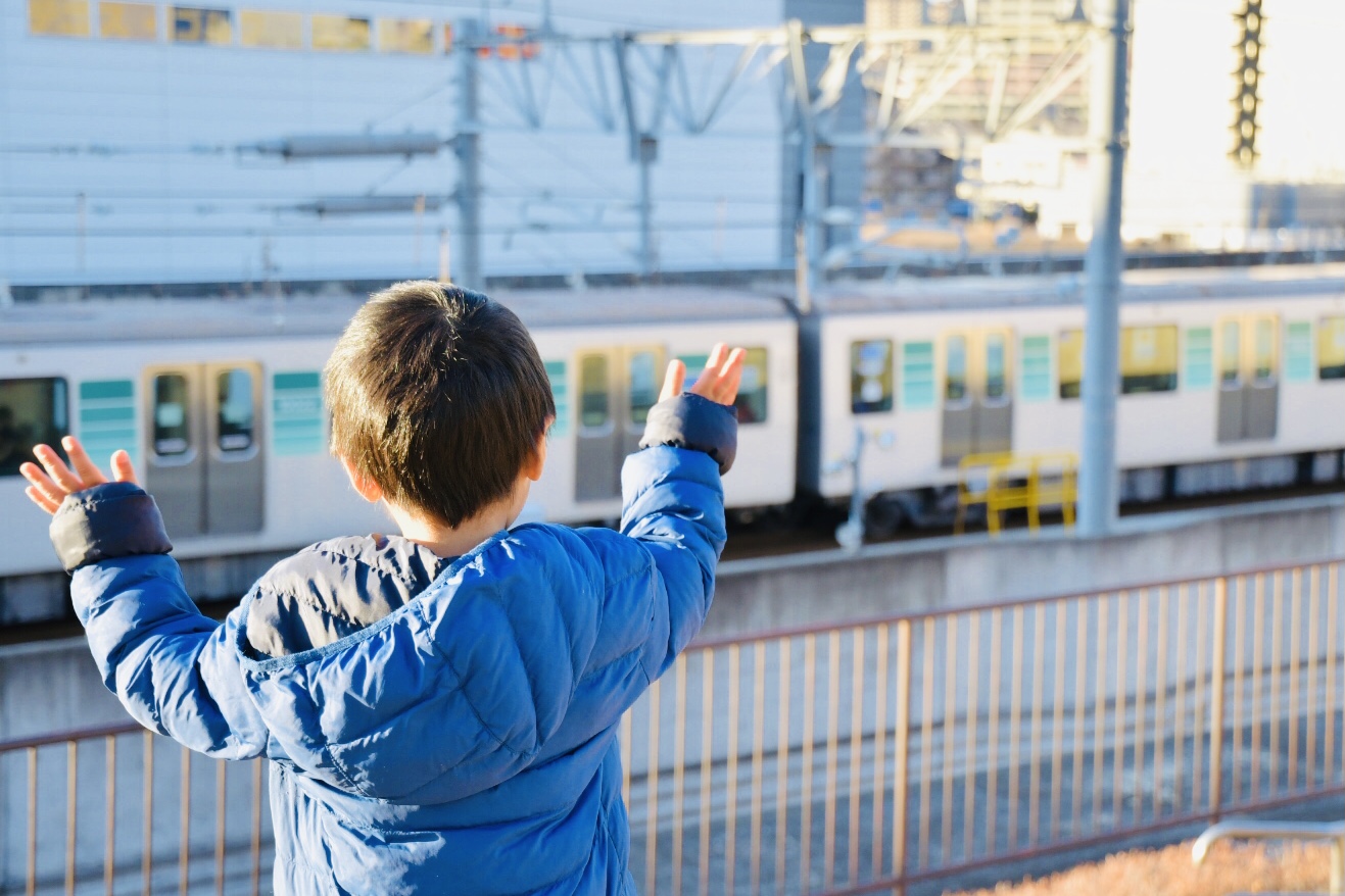 子連れで行きたい 東京で電車の見えるレストラン3選 銀座スカイラウンジ 葡萄の杜 互談や 東京ビルtokia Skew 東京イベントプラス 親子で楽しいお得な週末お出かけ情報