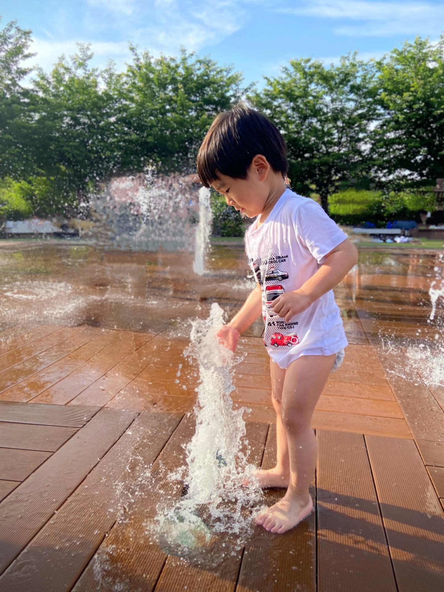 立川市】子連れで水遊びが楽しめる商業施設や公園をご紹介！夏は涼しく